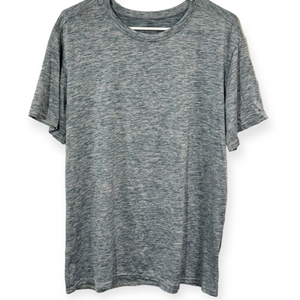Realessentials Men’s Climate‎ Cool Performance Shirt Size XL